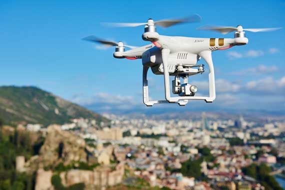 Après le drone jouet, le drone professionnel arrive