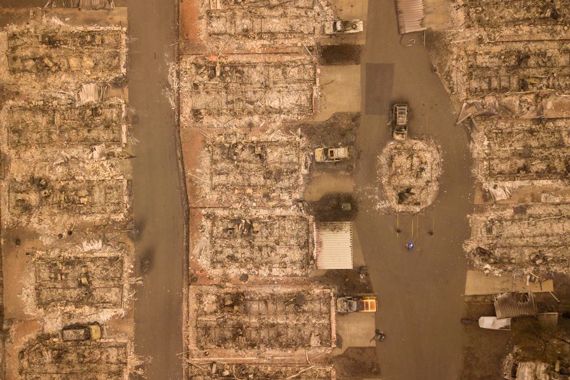 Des maisons incendiées dans un quartier en Californie