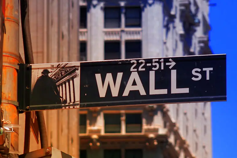 Wall Street démarre sur une note positive : les résultats des entreprises au centre de l'attention