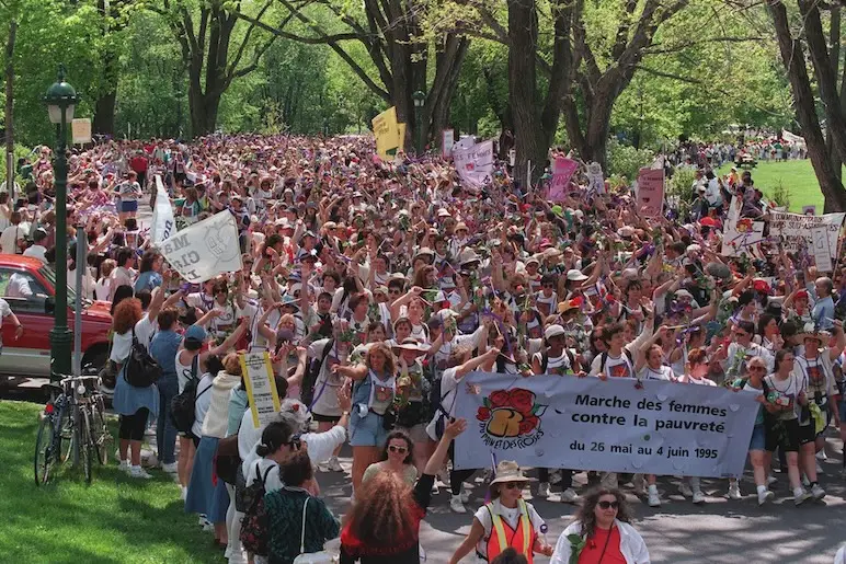 30e de la Marche mondiale des femmes à Québec: plus de 5000 personnes ...