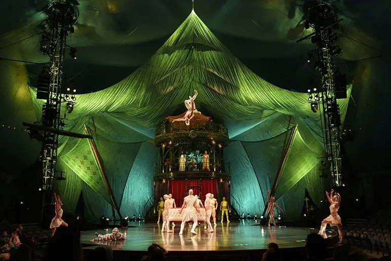 Un nouveau président et chef de la direction pour le Cirque du Soleil ...