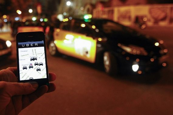 Téléphone intelligent et taxi Uber