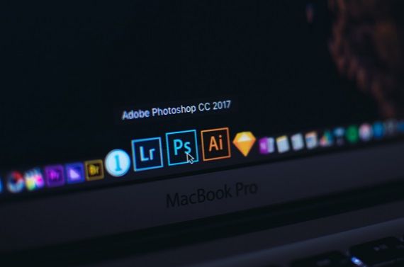 Des logiciels d'Adobe sur un Mac