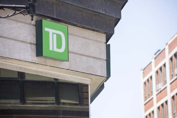 Le logo de la Banque TD sur un bâtiment