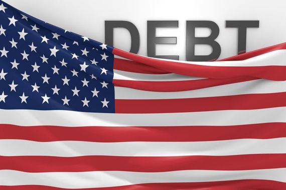 Un drapeau des États-Unis et l'inscription Debt