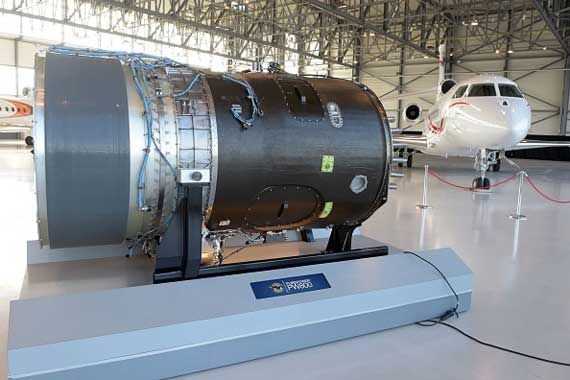 Un moteur d'avion fabriqué par Pratt & Whitney Canada.