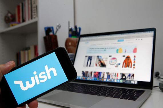 L'application Wish sur un téléphone cellulaire et un ordinateur qui affiche le site.