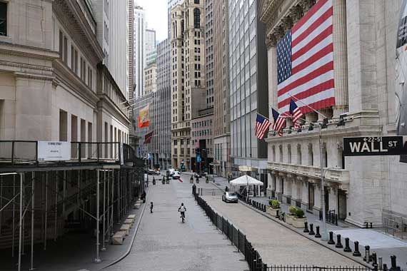 Wall Street sera un peu plus vivante mardi. 